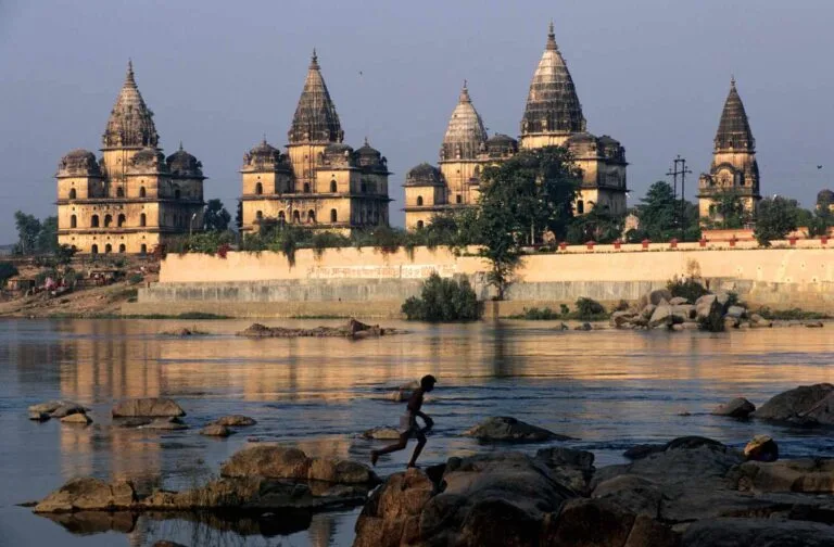 Orchha temples heritage architecture reflected in Betwa River for historical tours